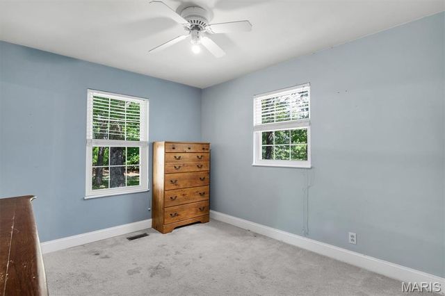 221 Katherine Lane, St Clair, MO 63077