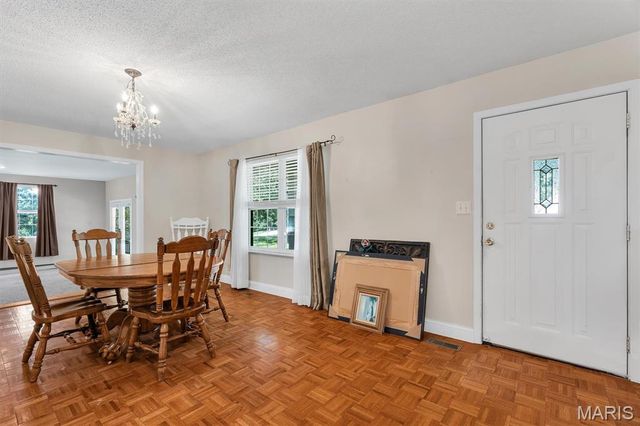 221 Katherine Lane, St Clair, MO 63077