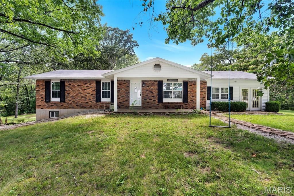 221 Katherine Lane, St Clair, MO 63077