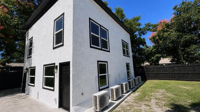 327 AVENUE J SE, Winter Haven, FL 33880