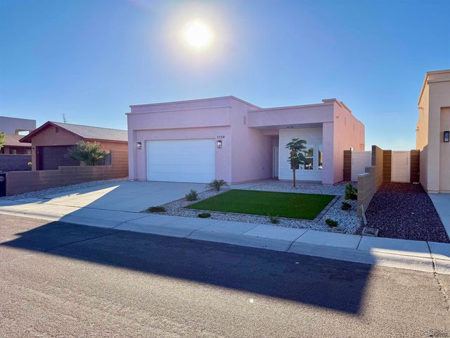 1590 N 9 Ave, San Luis, AZ 85349