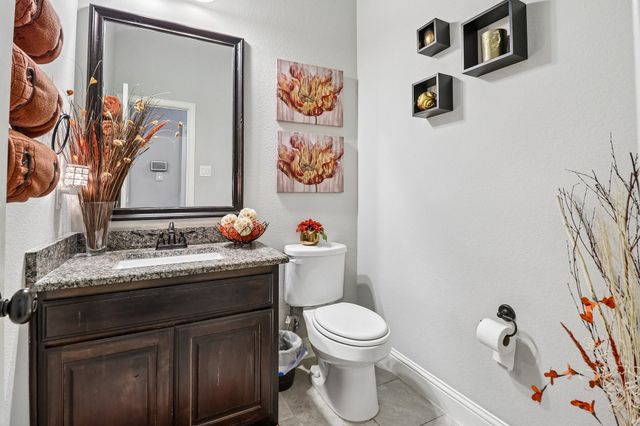 217 Wisteria Way, Red Oak, TX 75154