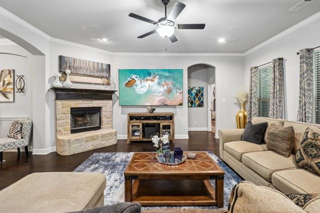 217 Wisteria Way, Red Oak, TX 75154