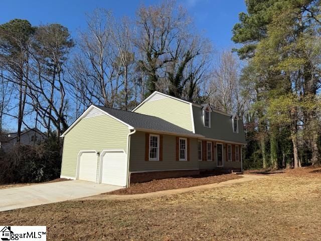 2 Kerry Court, Spartanburg, SC 29301