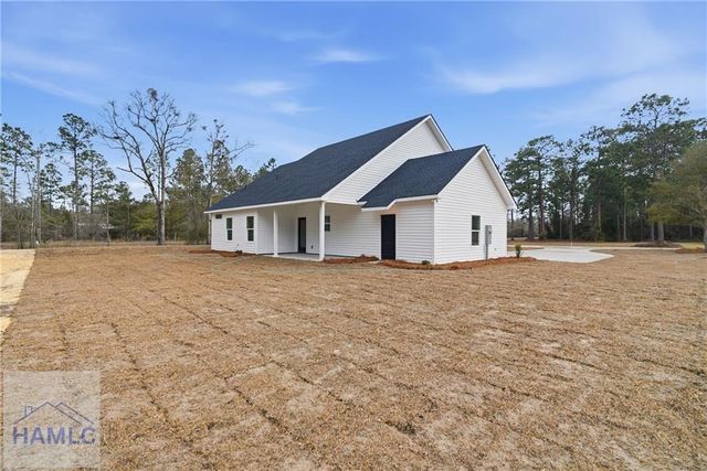 110 Purser Drive, Jesup, GA 31545