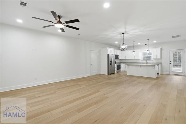 110 Purser Drive, Jesup, GA 31545