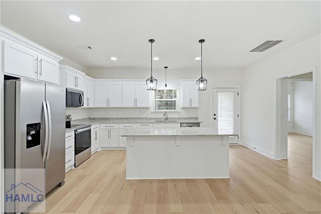 110 Purser Drive, Jesup, GA 31545