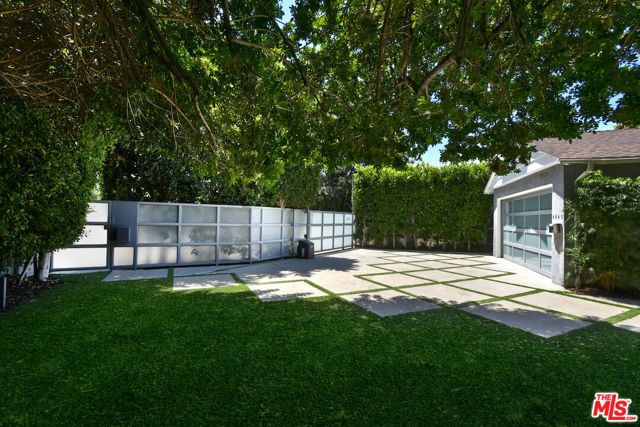 4445 Vantage Avenue, Los Angeles, CA 91604
