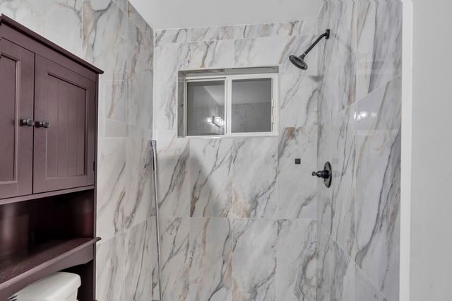 3343 NW 79th Way, Davie, FL 33024