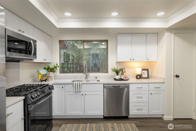 6343 Pine Road NE, Bremerton, WA 98311