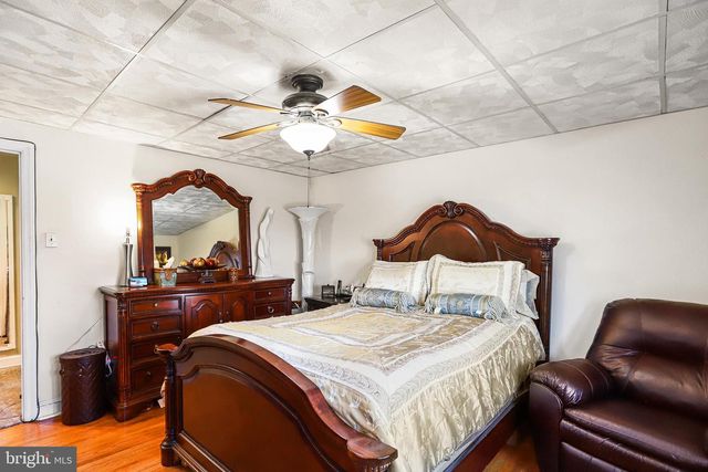 420 RIVELY AVE, Collingdale, PA 19023