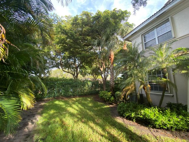 4456 Regal Court, Delray Beach, FL 33445