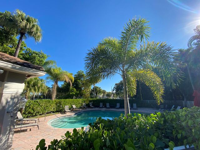 4456 Regal Court, Delray Beach, FL 33445