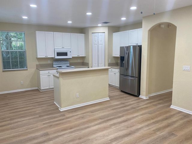 4456 Regal Court, Delray Beach, FL 33445