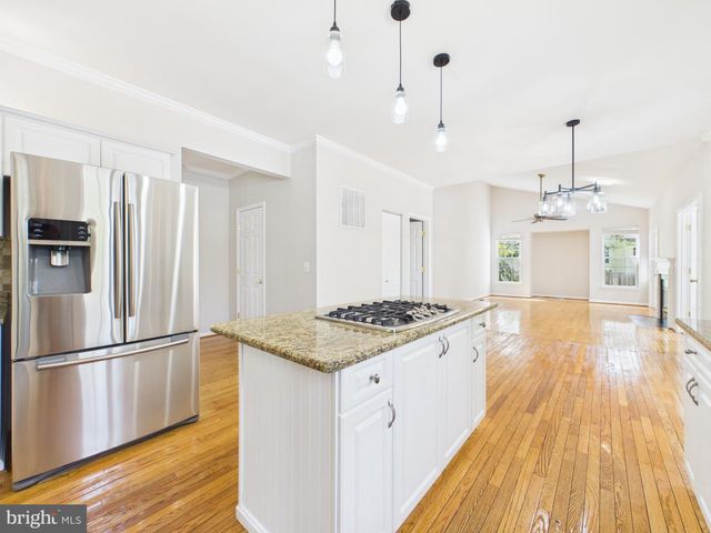 9451 WEATHERSFIELD DR, Bristow, VA 20136