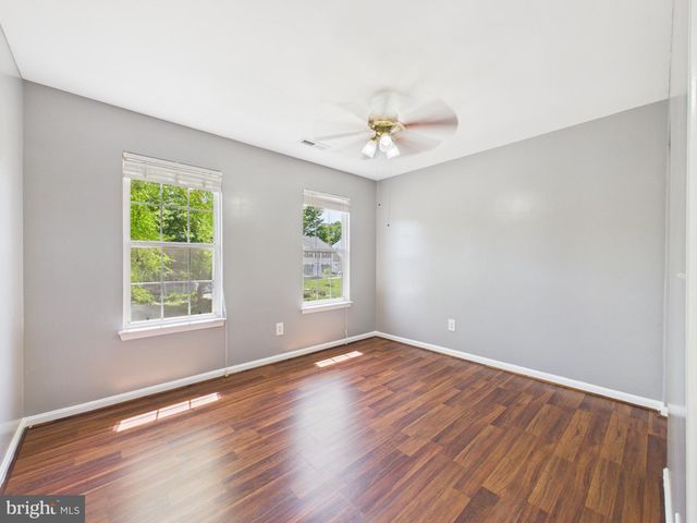 9451 WEATHERSFIELD DR, Bristow, VA 20136