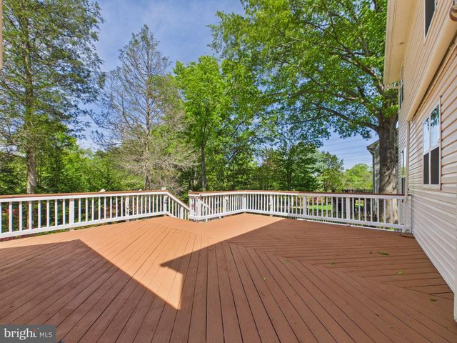 9451 WEATHERSFIELD DR, Bristow, VA 20136
