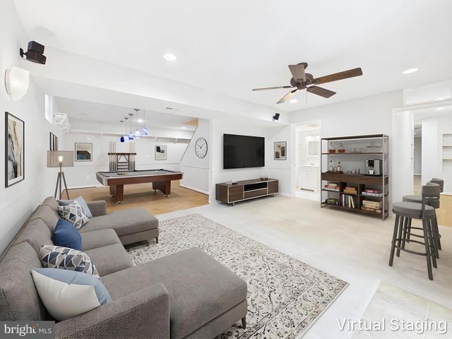 9451 WEATHERSFIELD DR, Bristow, VA 20136