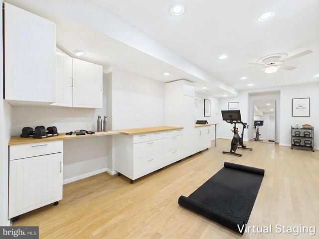 9451 WEATHERSFIELD DR, Bristow, VA 20136