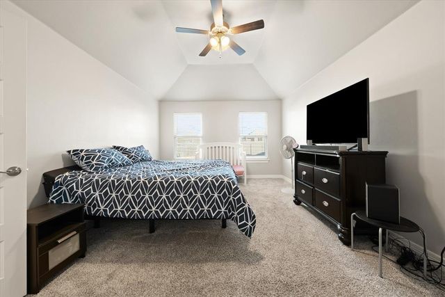 8800 Arman Drive, Yukon, OK 73099