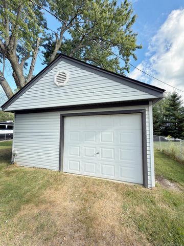 7525 Elmwood Road, Lexington, MI 48450