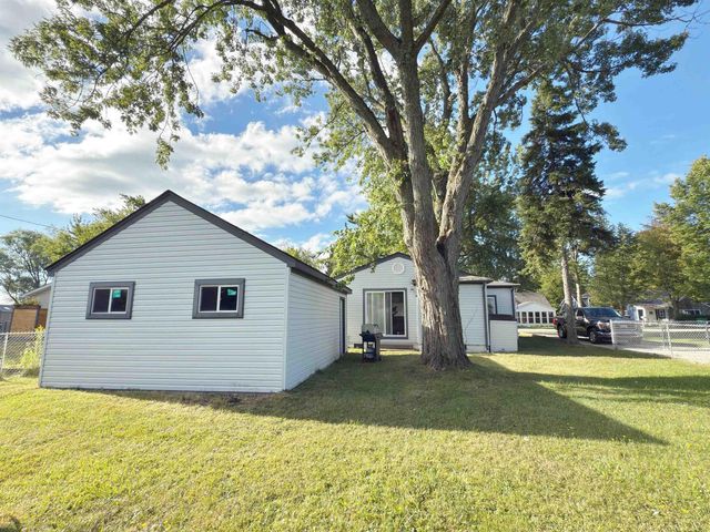 7525 Elmwood Road, Lexington, MI 48450