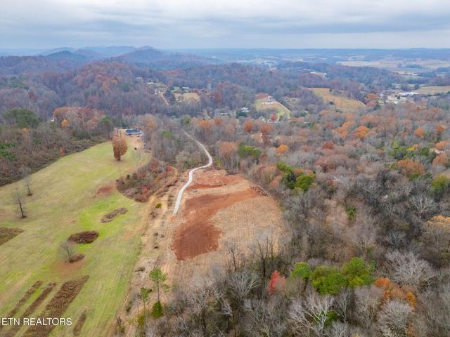 4231 Sweetwater Vonore Rd, Sweetwater, TN 37874
