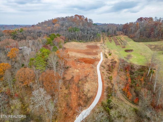 4231 Sweetwater Vonore Rd, Sweetwater, TN 37874