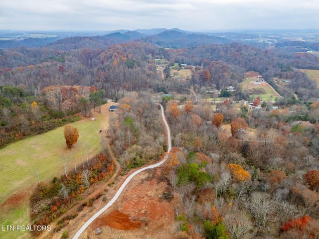 4231 Sweetwater Vonore Rd, Sweetwater, TN 37874