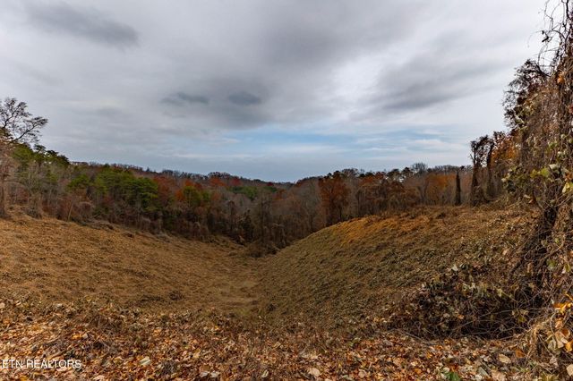 4231 Sweetwater Vonore Rd, Sweetwater, TN 37874