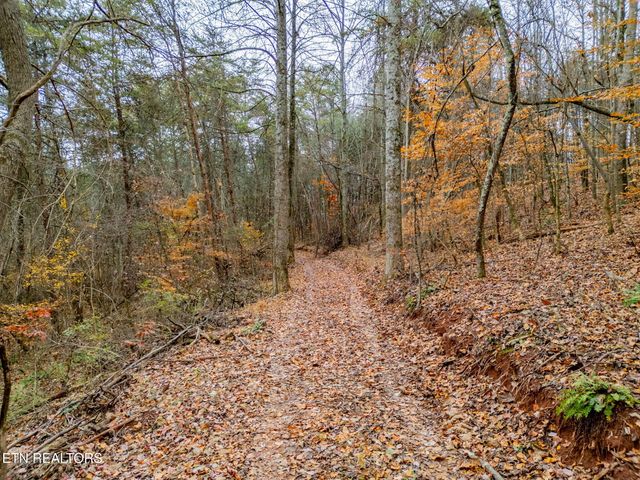 4231 Sweetwater Vonore Rd, Sweetwater, TN 37874