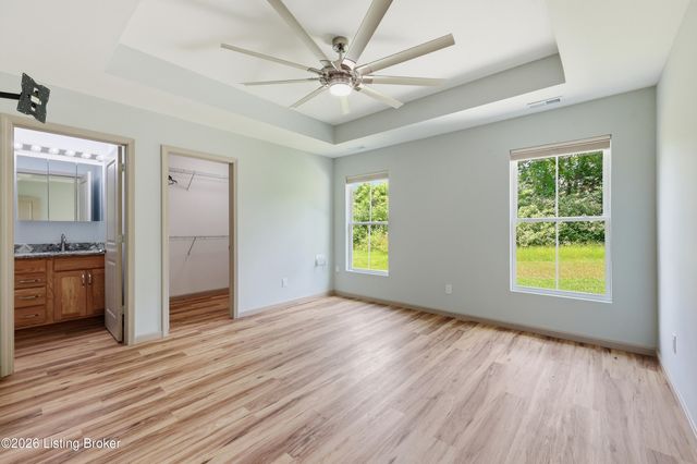 200 Evergreen Dr, Lawrenceburg, KY 40342