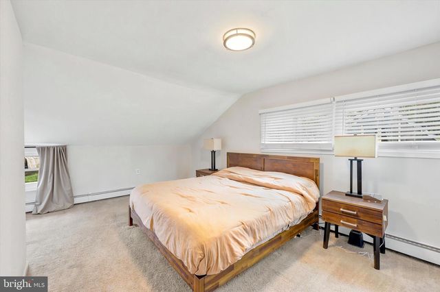 57 WHITEWOOD DR, Levittown, PA 19057