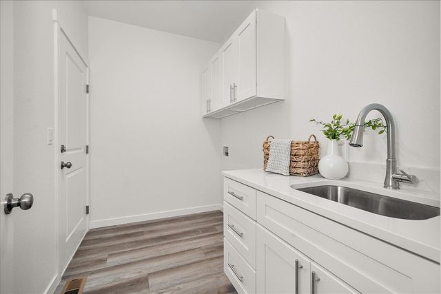 1802 E WELLESLEY Ave, Spokane, WA 99207