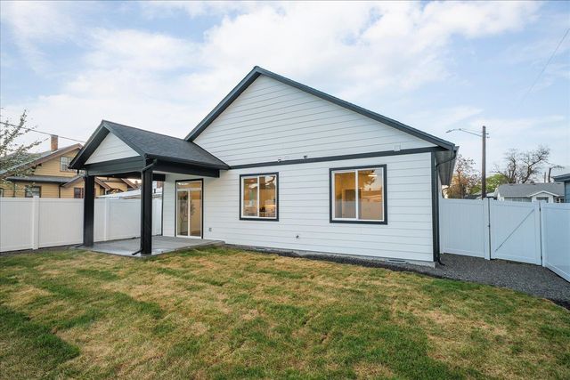 1802 E WELLESLEY Ave, Spokane, WA 99207