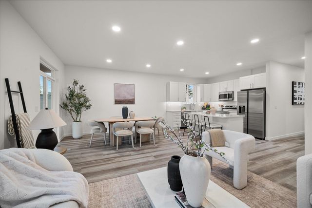 1802 E WELLESLEY Ave, Spokane, WA 99207