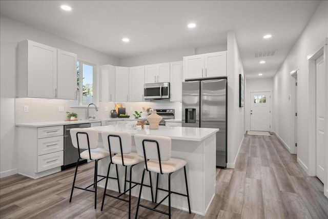 1802 E WELLESLEY Ave, Spokane, WA 99207