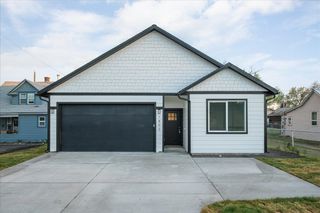 1802 E WELLESLEY Ave, Spokane, WA 99207