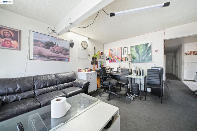 2223 E 23Rd St, Oakland, CA 94606