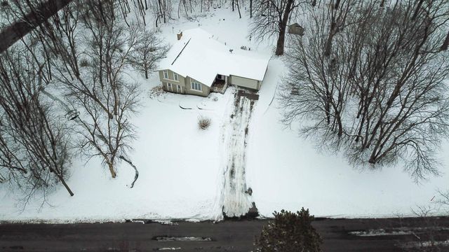 8125 Spring Valley Road, Waconia, MN 55387