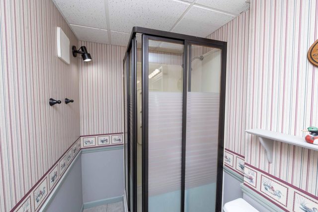 8125 Spring Valley Road, Waconia, MN 55387