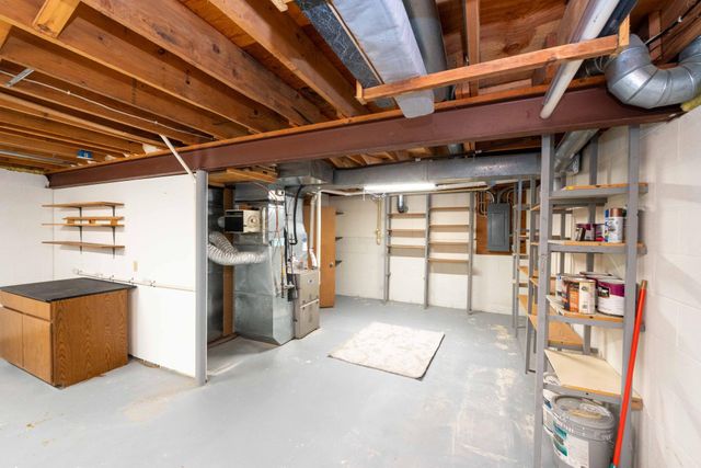 8125 Spring Valley Road, Waconia, MN 55387