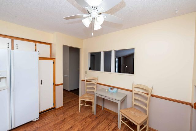 8125 Spring Valley Road, Waconia, MN 55387