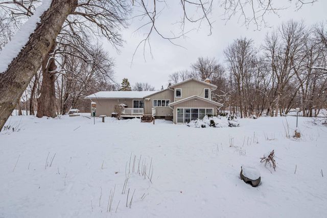 8125 Spring Valley Road, Waconia, MN 55387