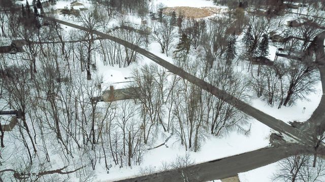 8125 Spring Valley Road, Waconia, MN 55387