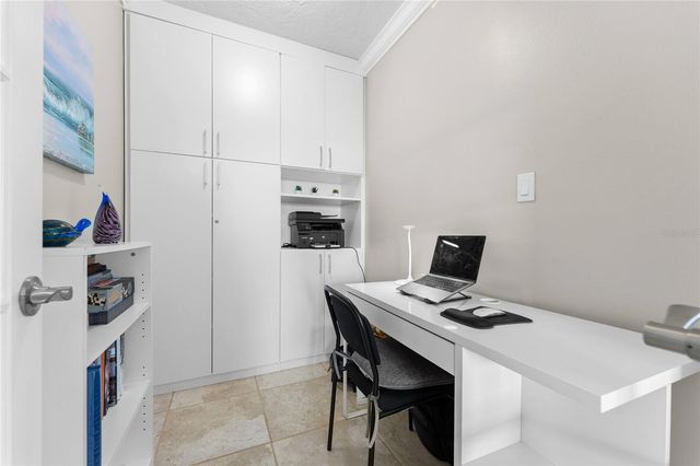 1700 BENJAMIN FRANKLIN DRIVE 10F, Sarasota, FL 34236