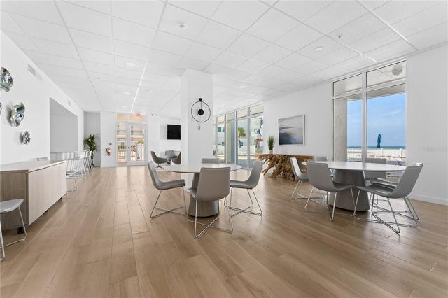 1700 BENJAMIN FRANKLIN DRIVE 10F, Sarasota, FL 34236