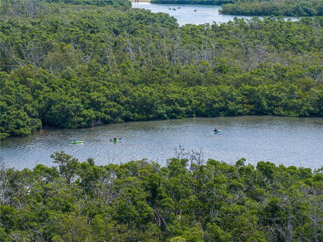 1700 BENJAMIN FRANKLIN DRIVE 10F, Sarasota, FL 34236