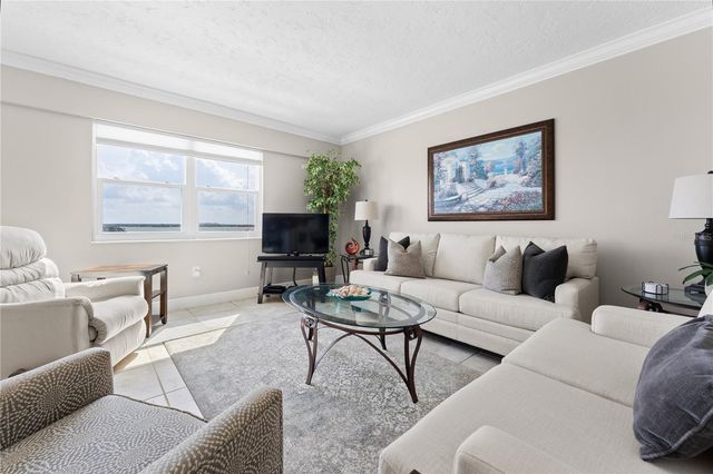1700 BENJAMIN FRANKLIN DRIVE 10F, Sarasota, FL 34236