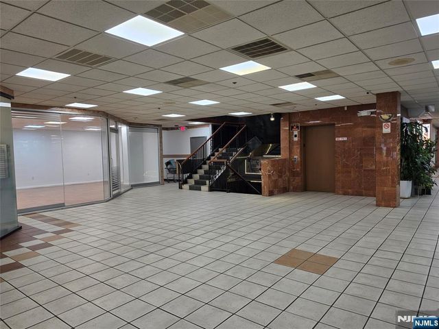 225 Broad Avenue 210, Palisades Park, NJ 07650